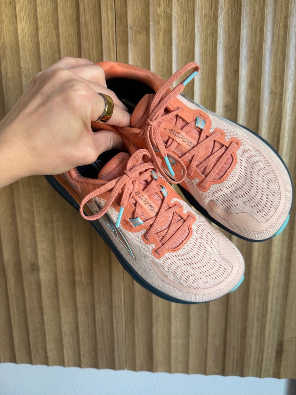 ALTRA Paradigm 7 Road-Running Shoes - Women's - Picture 2 of 8